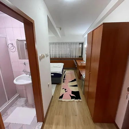 Square 2* سكوبجي